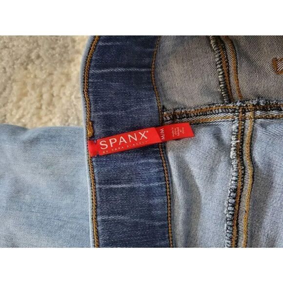 SPANX® Ankle Skinny Jeans, Light Vintage Wash M - Picture 7 of 10